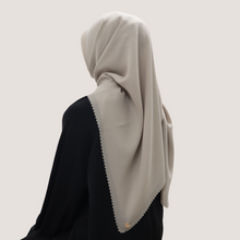 Load image into Gallery viewer, Flo in natural