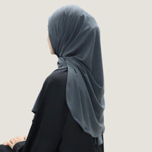 Load image into Gallery viewer, W-Ironless in rain