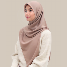 Load image into Gallery viewer, Dingin in hazelnut