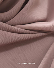 Load image into Gallery viewer, Allure in butter